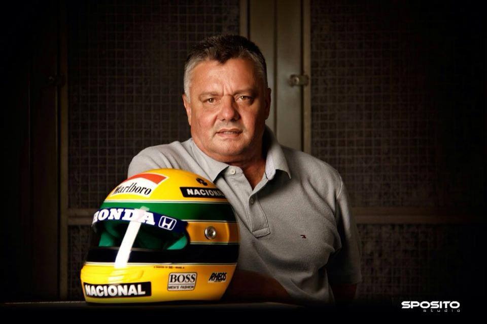 Alan Mosca e o capacete de Ayrton Senna