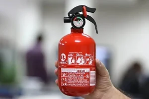Extintor de incêndio obrigatório em veículos de carga e transporte escolar
